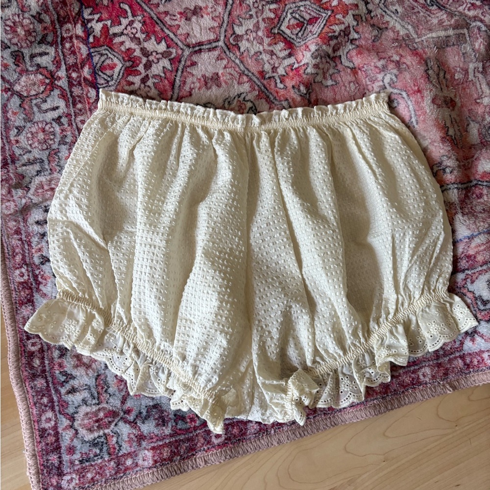 Cream Ruffle Bloomers - Picture 3 of 3